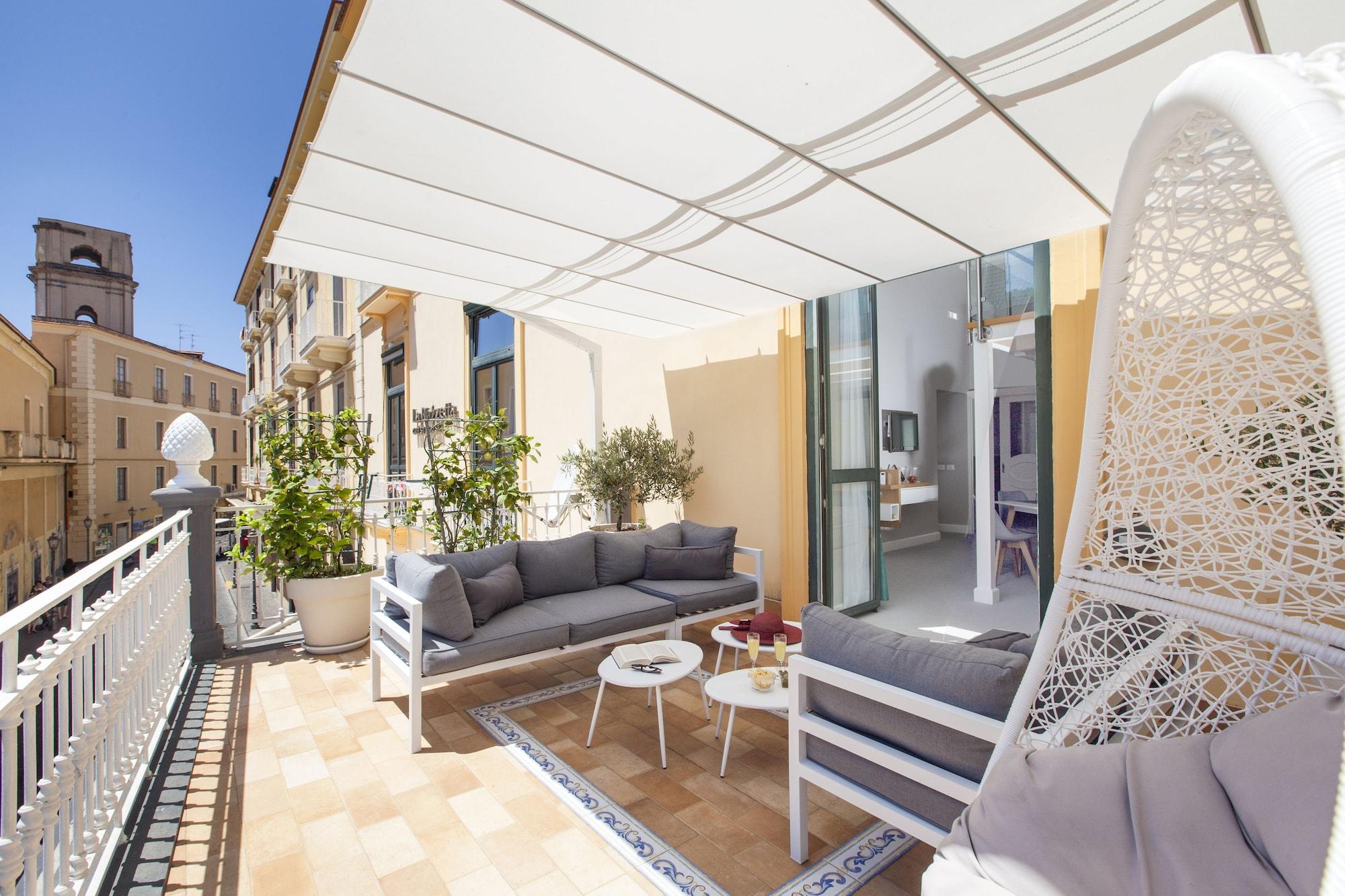 La Piazzetta Guest House ซอร์เรนโต ภายนอก รูปภาพ